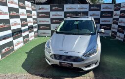 Ford Focus Titanium 2018 GRIS lleno