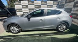 Mazda 3 Gris Manual 2018 lleno