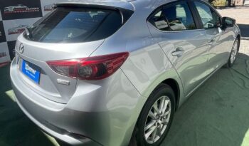 Mazda 3 Gris Manual 2018 lleno