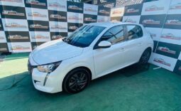 Peugeot 208 Puretech HB 2021 lleno