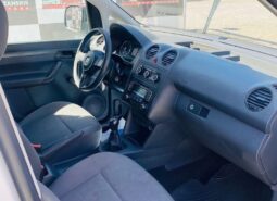 Volkswagen Caddy 2.0 turbo diésel 2015 lleno