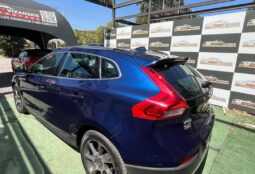 Volvo V40 LTD 2015 lleno