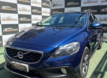 Volvo V40 LTD 2015