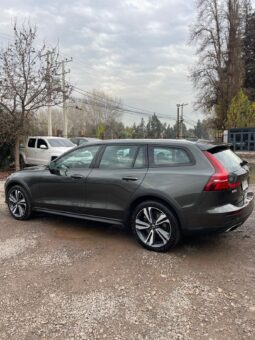 VOLVO V60 4×4 lleno