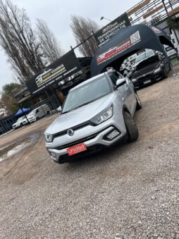 SSANGYONG TÍVOLI lleno