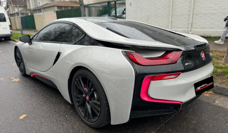 BMW i8 lleno