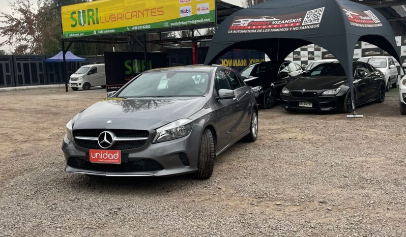 MERCEDES A200 lleno