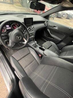 MERCEDES A200 lleno