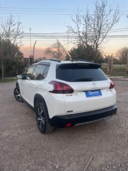 PEUGEOT 2008 GT LINE lleno