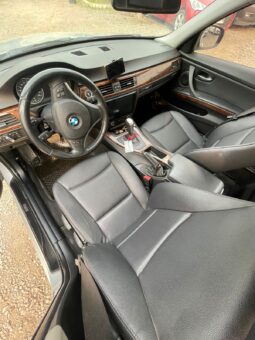 BMW 318i lleno