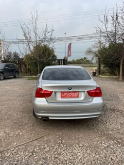 BMW 318i lleno