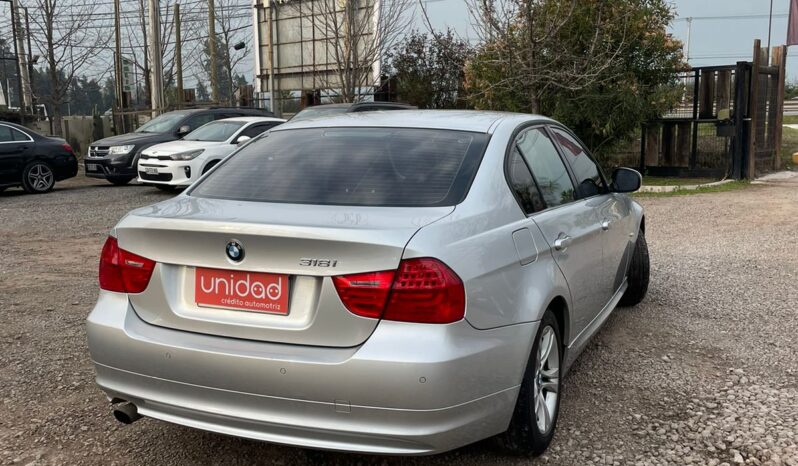 BMW 318i lleno