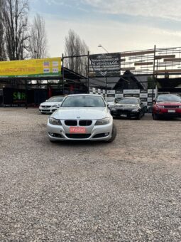 BMW 318i lleno