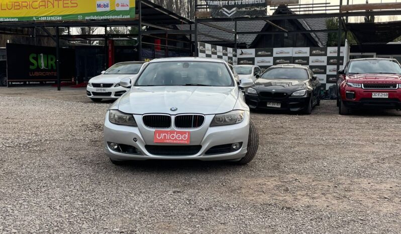 BMW 318i lleno