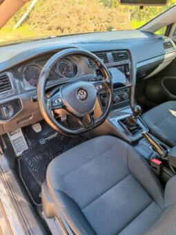 VOLKSWAGEN GOLF lleno