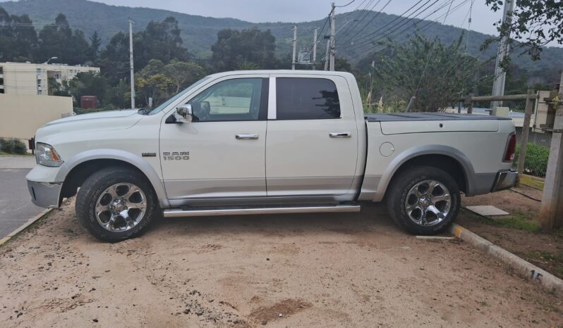 DODGE RAM 1500 LARAMIE lleno