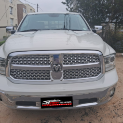 DODGE RAM 1500 LARAMIE lleno