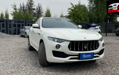 MASERATI LEVANTE Q4