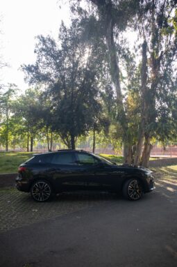 Maserati levante trofeo lleno