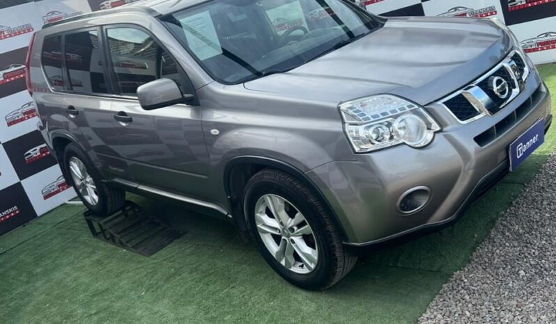 NISSAN X-TRAIL lleno