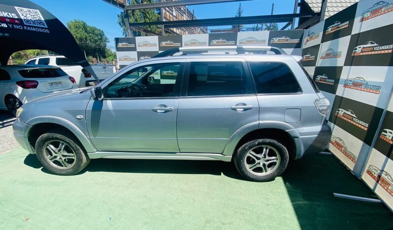 MITSUBISHI OUTLANDER GL lleno