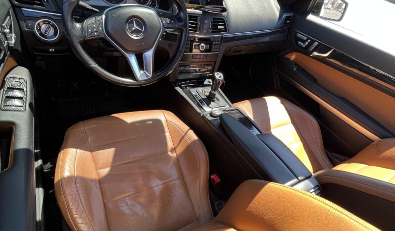 MERCEDES E250 lleno