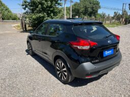 NISSAN KICKS lleno