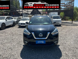 NISSAN KICKS lleno