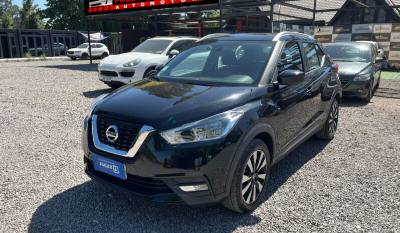 NISSAN KICKS lleno