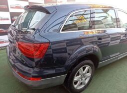 AUDI Q7 lleno