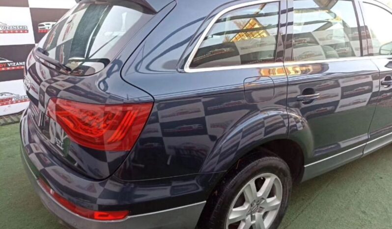 AUDI Q7 lleno