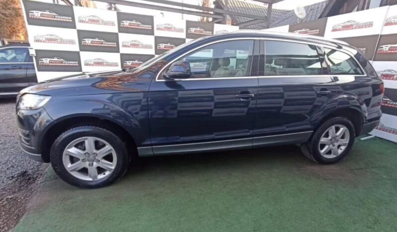 AUDI Q7 lleno