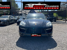 PORSCHE CAYENNE turbo lleno