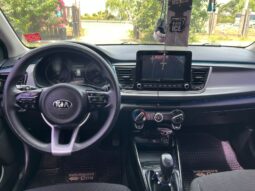 KIA RIO 5 EX lleno