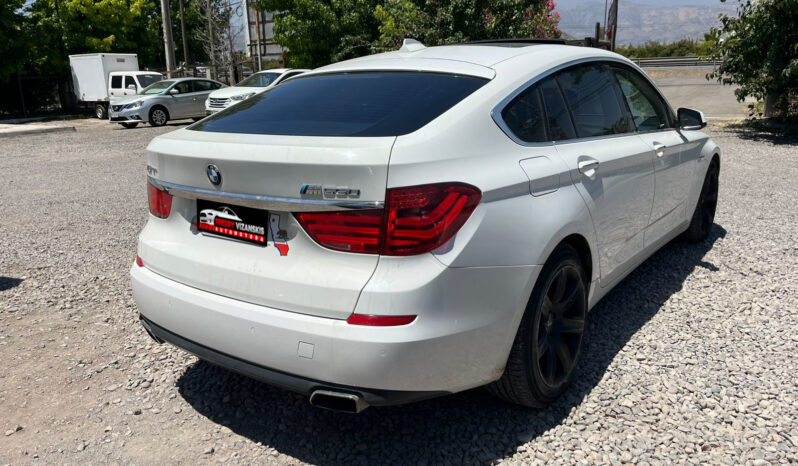 BMW M550i GT lleno