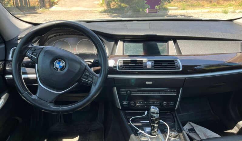 BMW M550i GT lleno