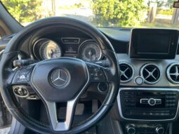 MERCEDES BENZ GLA200 lleno