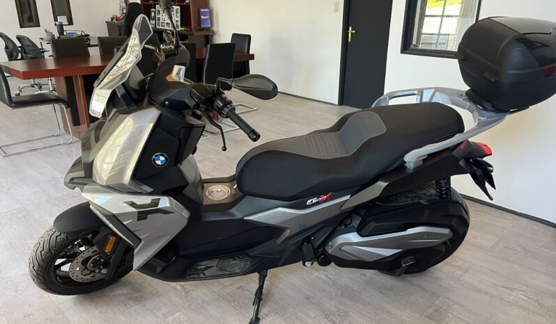 BMW C400X lleno