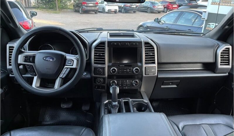 FORD F150 PLATINUM lleno