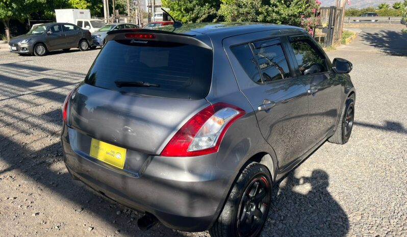 SUZUKI SWIFT GL lleno