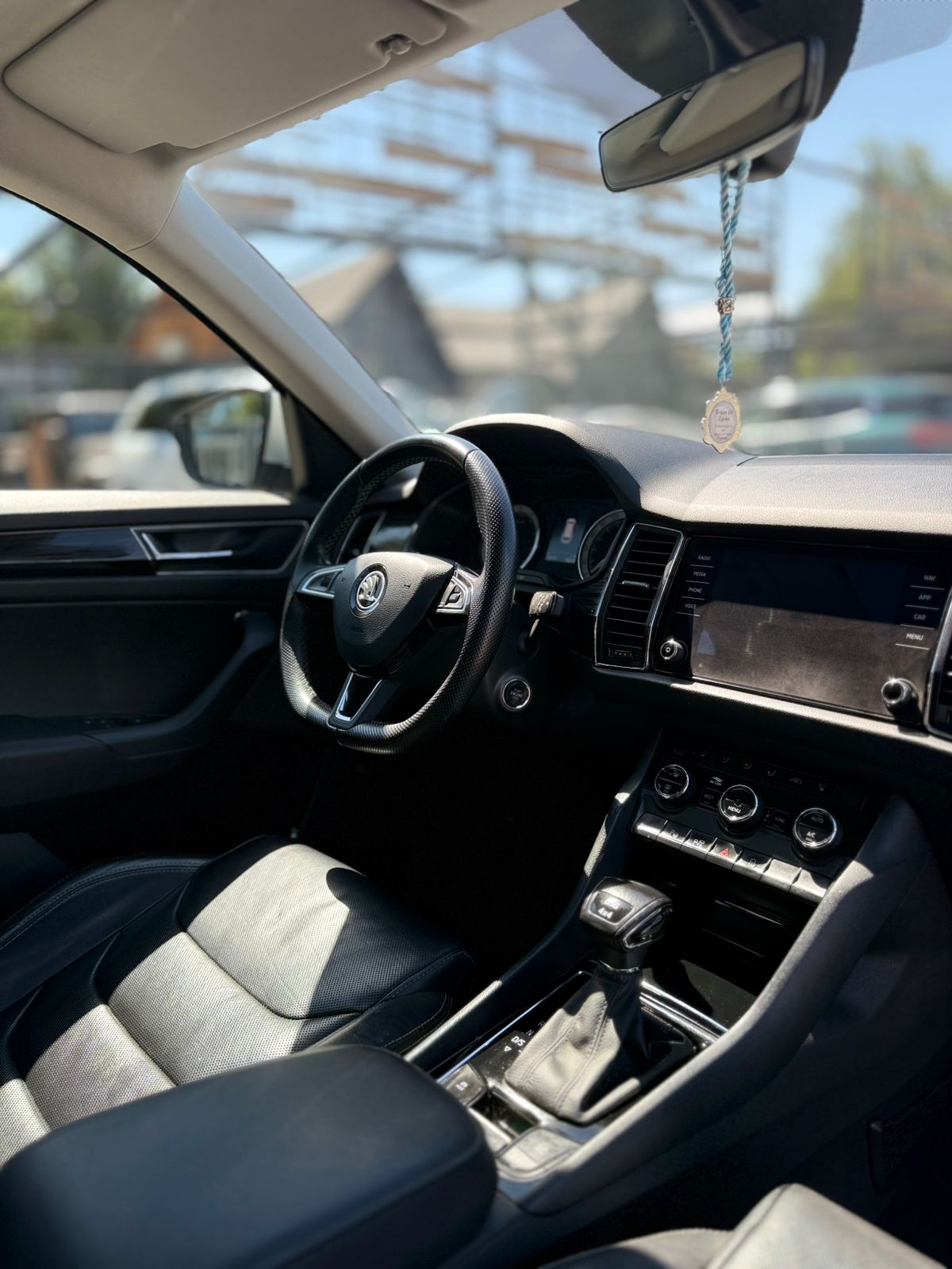 Škoda Kodiaq — foto 10 de 13