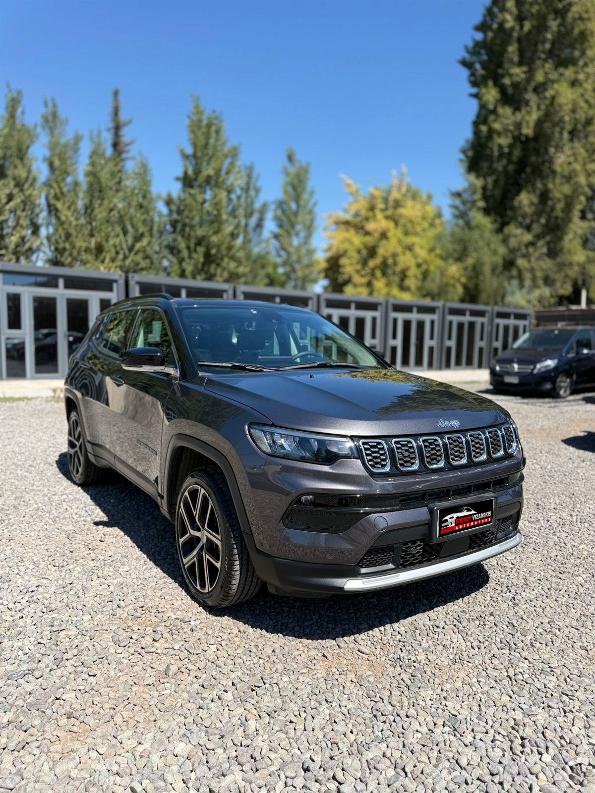Jeep Compass — foto 3 de 12