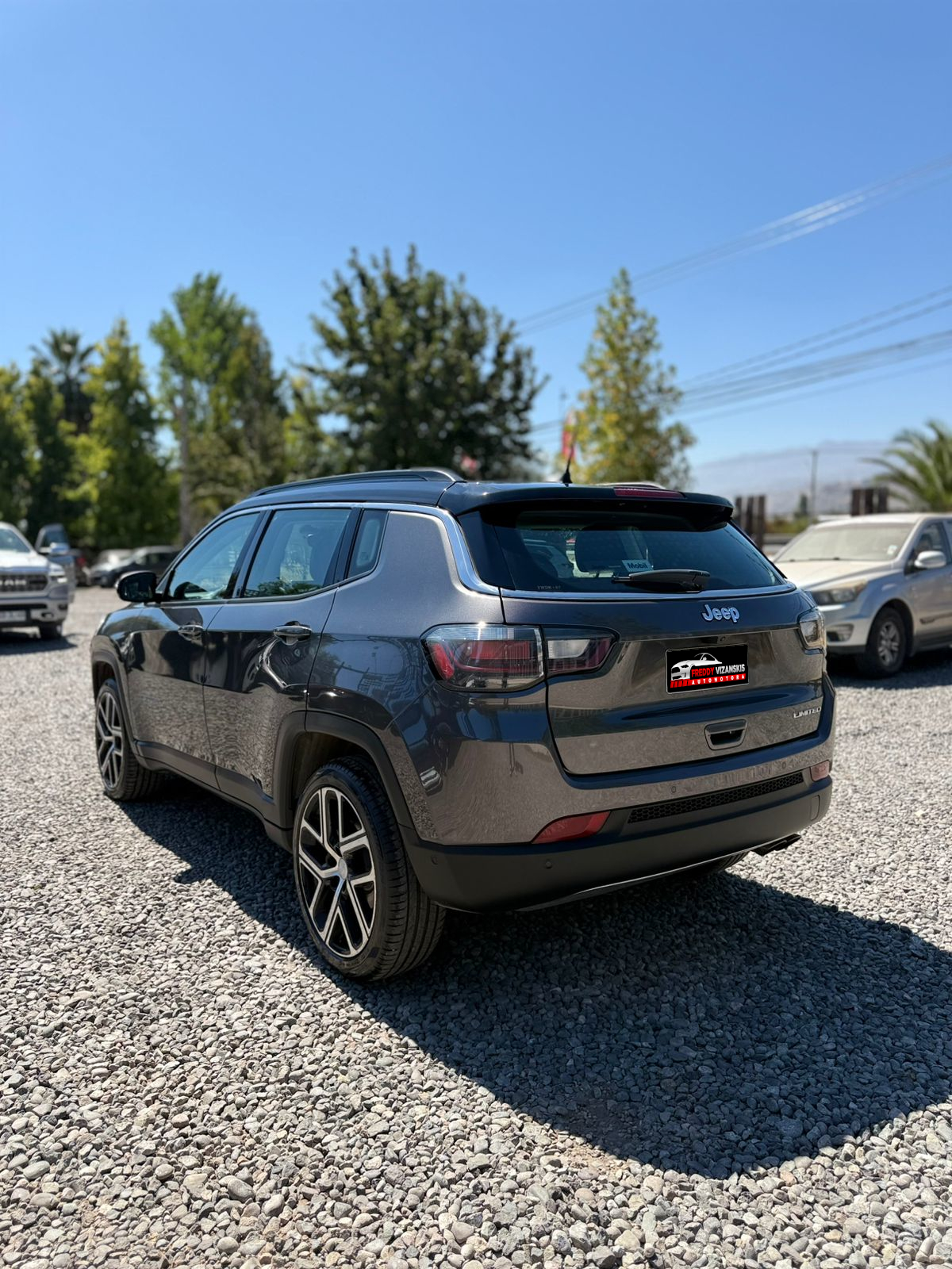 Jeep Compass — foto 4 de 12